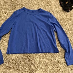 Lululemon Women's Blue Long Sleeve crop Top